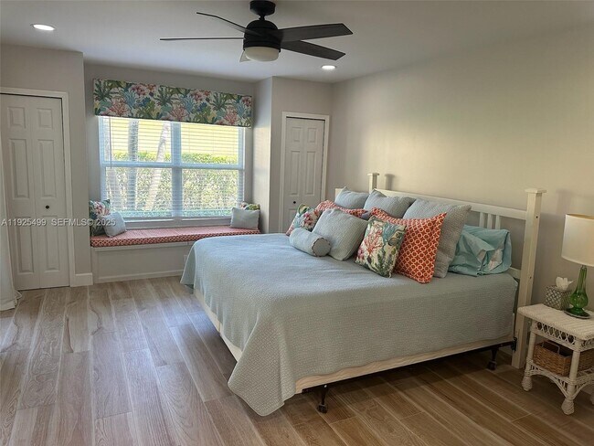 Building Photo - 4161 S US Hwy 1