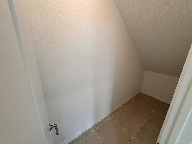 Building Photo - 14727 Field Daisy Dr