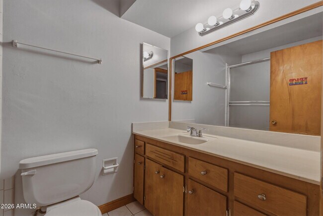 Building Photo - 3636 W Keim Dr