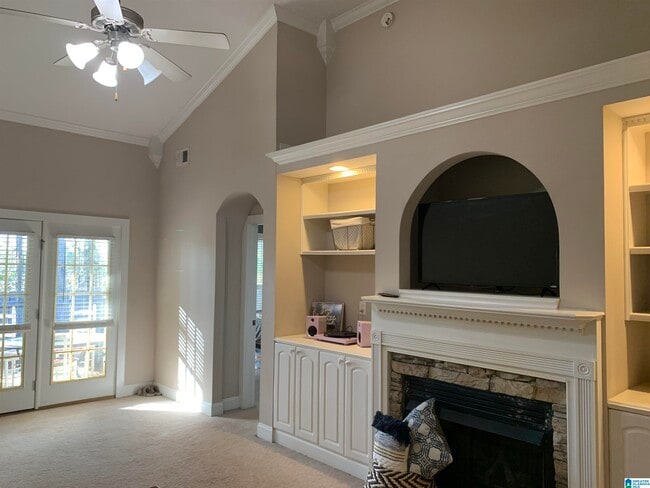 Building Photo - 5639 Colony Ln