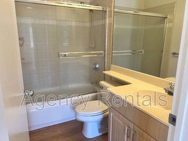 Building Photo - 92-1465-1465 Aliinui Dr