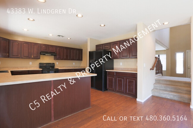 Building Photo - 43383 Lindgren Dr