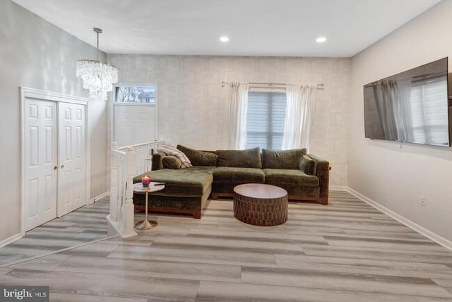 Building Photo - 14118 Carmody Pl