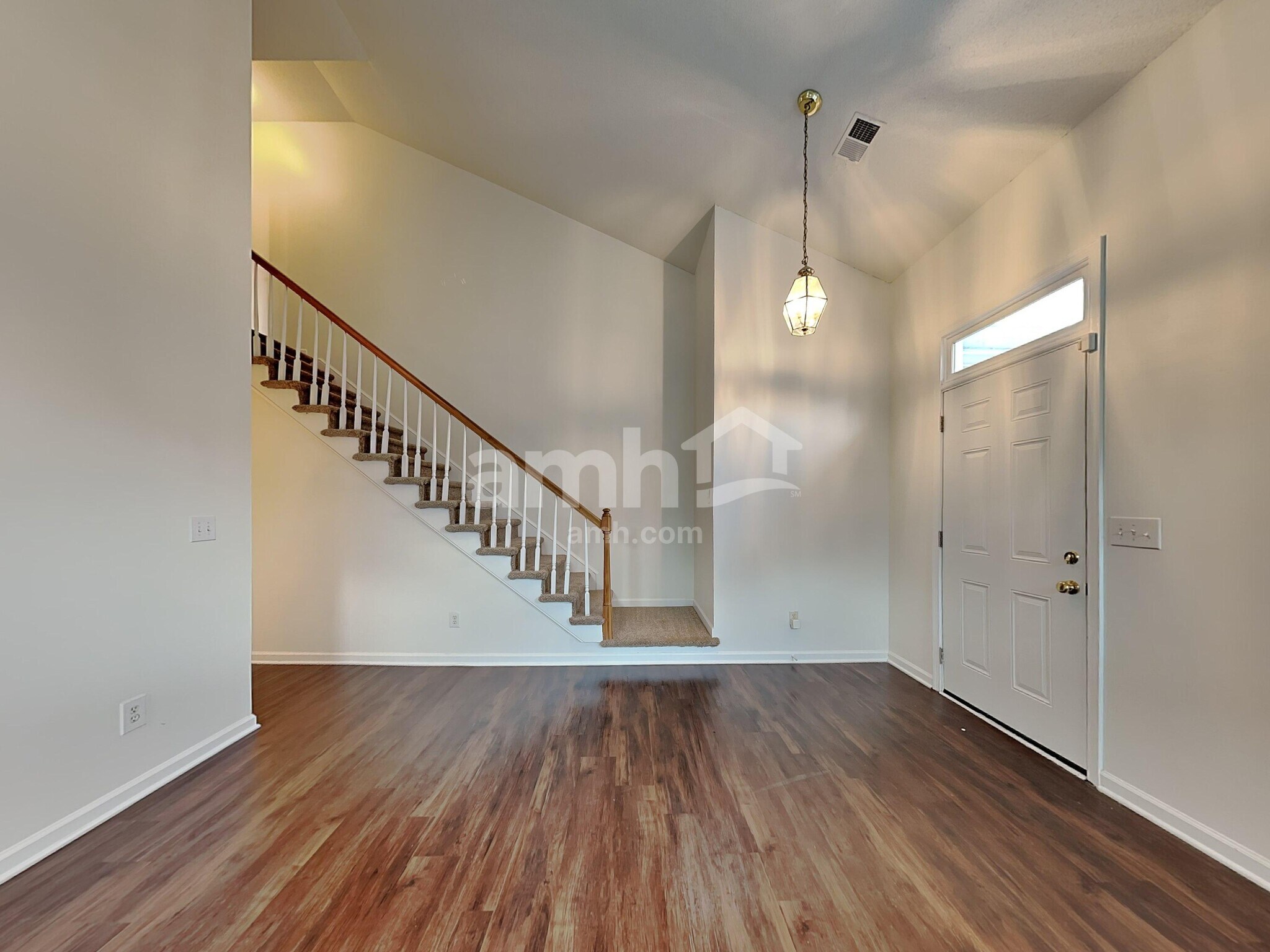 Building Photo - 29 Park Village Ln