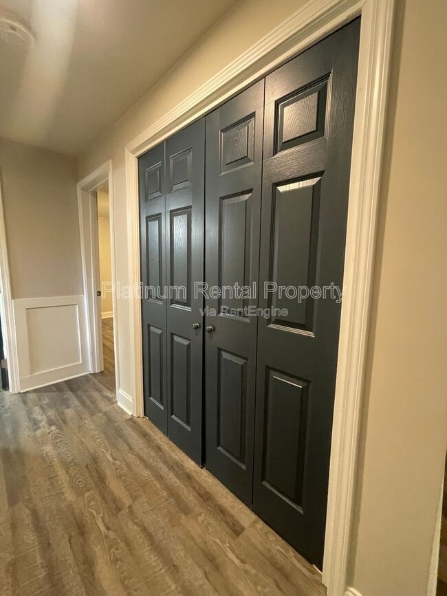 Building Photo - 189 W Jefferson St