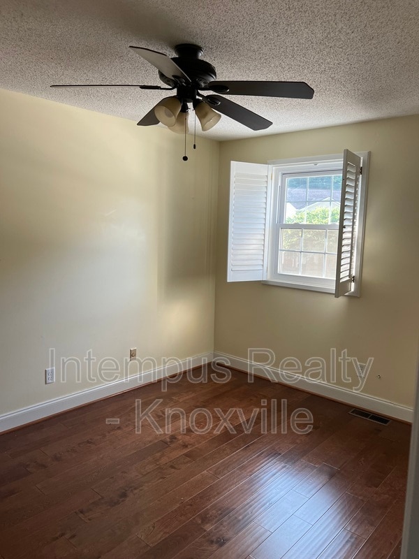 Building Photo - 7914 Gleason Dr