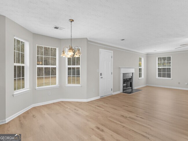 Building Photo - 230 Millstone Dr