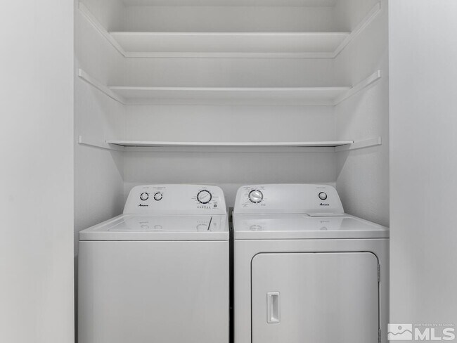 Building Photo - 3223 Alum Creek Ct