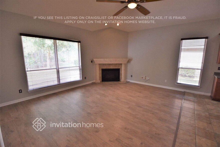 Building Photo - 1260 Harbour Town Dr