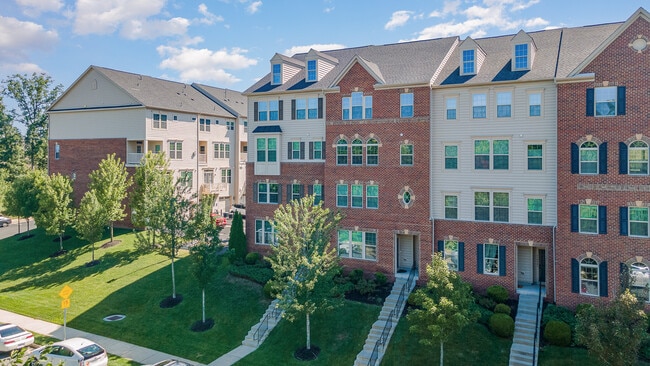 Building Photo - 25890 Racing Sun Dr