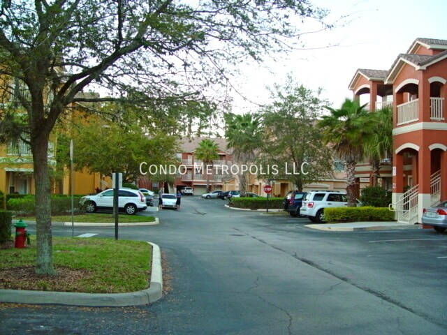 Building Photo - 8813 Villa View Cir
