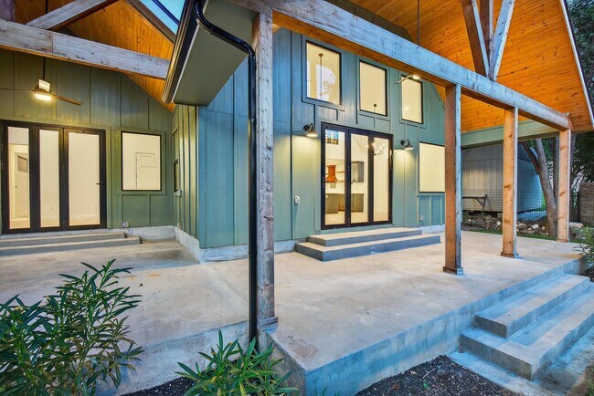 Building Photo - 308 Mountain View