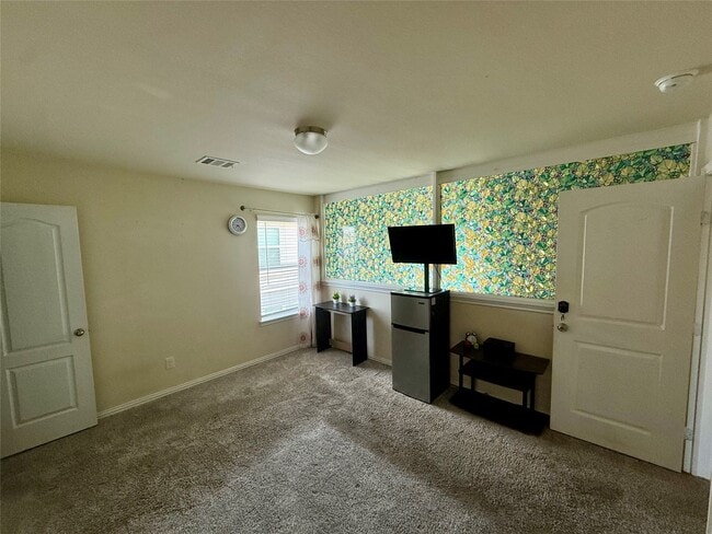 Building Photo - 4703 S Richwood Dr