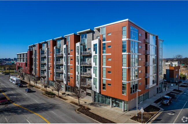 Building Photo - 2115 Yeaman Pl