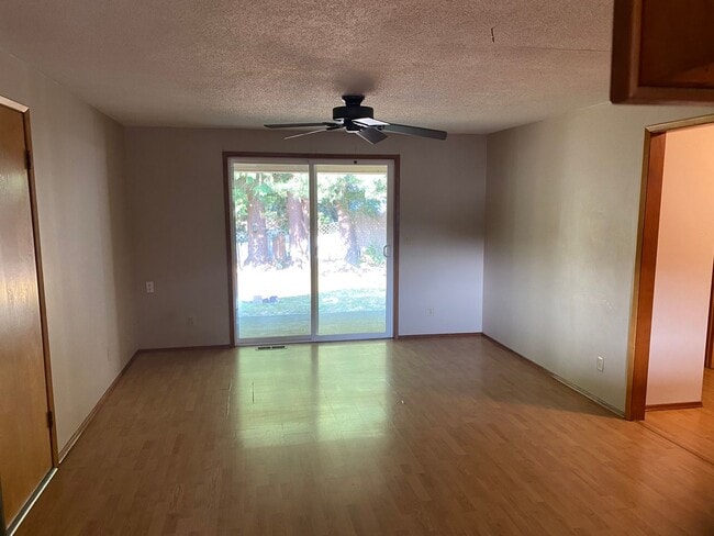 Building Photo - Sedro Woolley Rambler