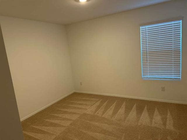 Building Photo - 1790 Courage Crk