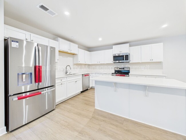 Building Photo - 4711 Hardwell St