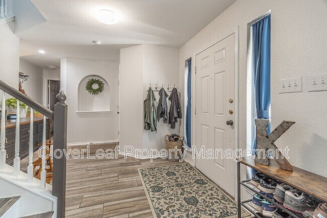 Building Photo - 9715 Justice Ln
