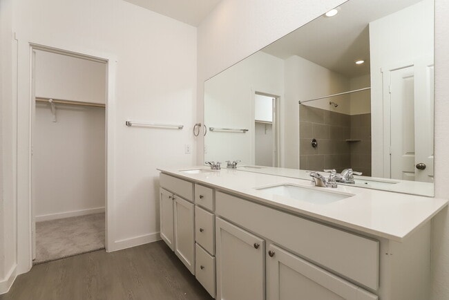 Building Photo - 518 Kayden Ct