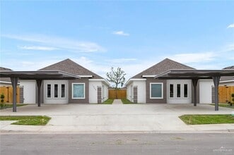 Building Photo - 1 Yankton St