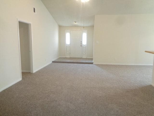Building Photo - 23730 Farm Hill Dr