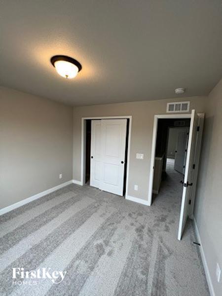 Building Photo - 10166 Luneth Dr