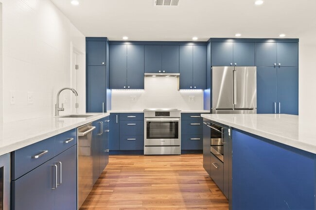 Building Photo - Freshly Remodeled Home Near Lake Murray & Mission Trails