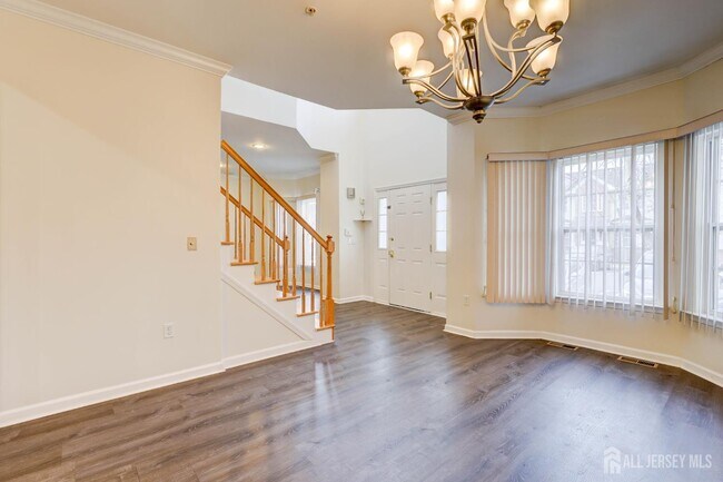 Building Photo - 100 Forest Dr