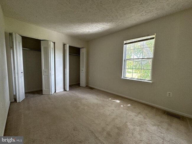 Building Photo - 8625 Cartwright Ct