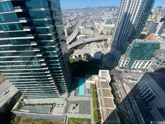 Building Photo - 401 Harrison St