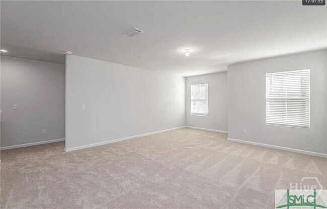 Building Photo - 186 Crosstown Ave