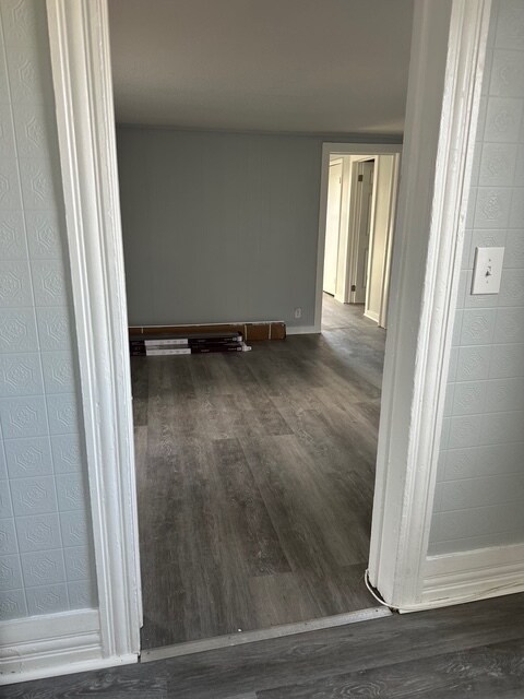 Building Photo - 4656 Main St