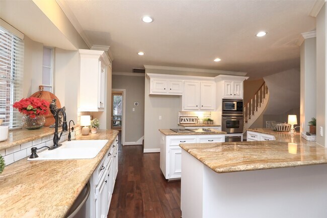 Building Photo - 7906 Tizerton Ct