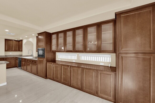 Building Photo - Beautiful 3 Bedroom Home!