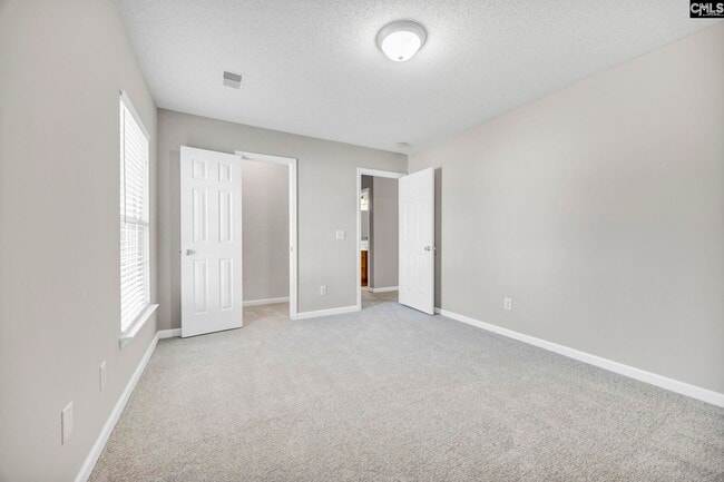 Building Photo - 153 Pennsylvania Ct