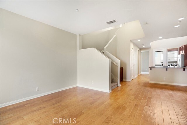 Building Photo - 42 Midtown Dr