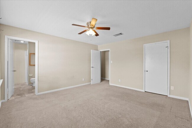 Building Photo - 1448 Silverpines Rd