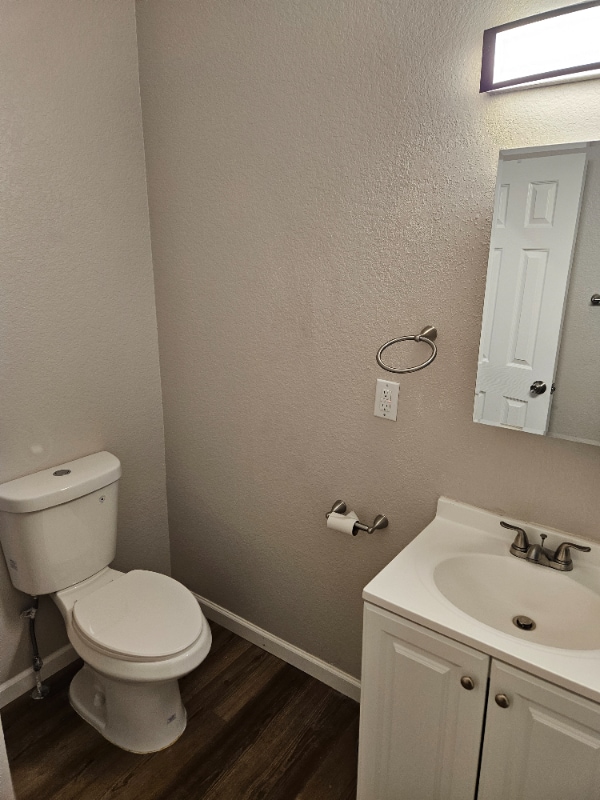 Building Photo - 817 E B St