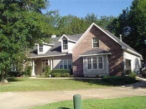 Building Photo - 4965 NW 8th Ave