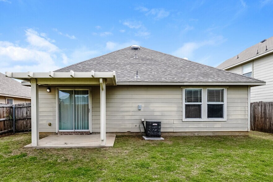 Building Photo - 10564 Flagstaff Run