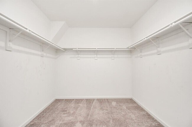 Building Photo - 7814 Hightree Dr