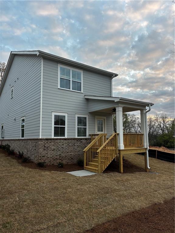 Building Photo - 194 Summit Ave SE