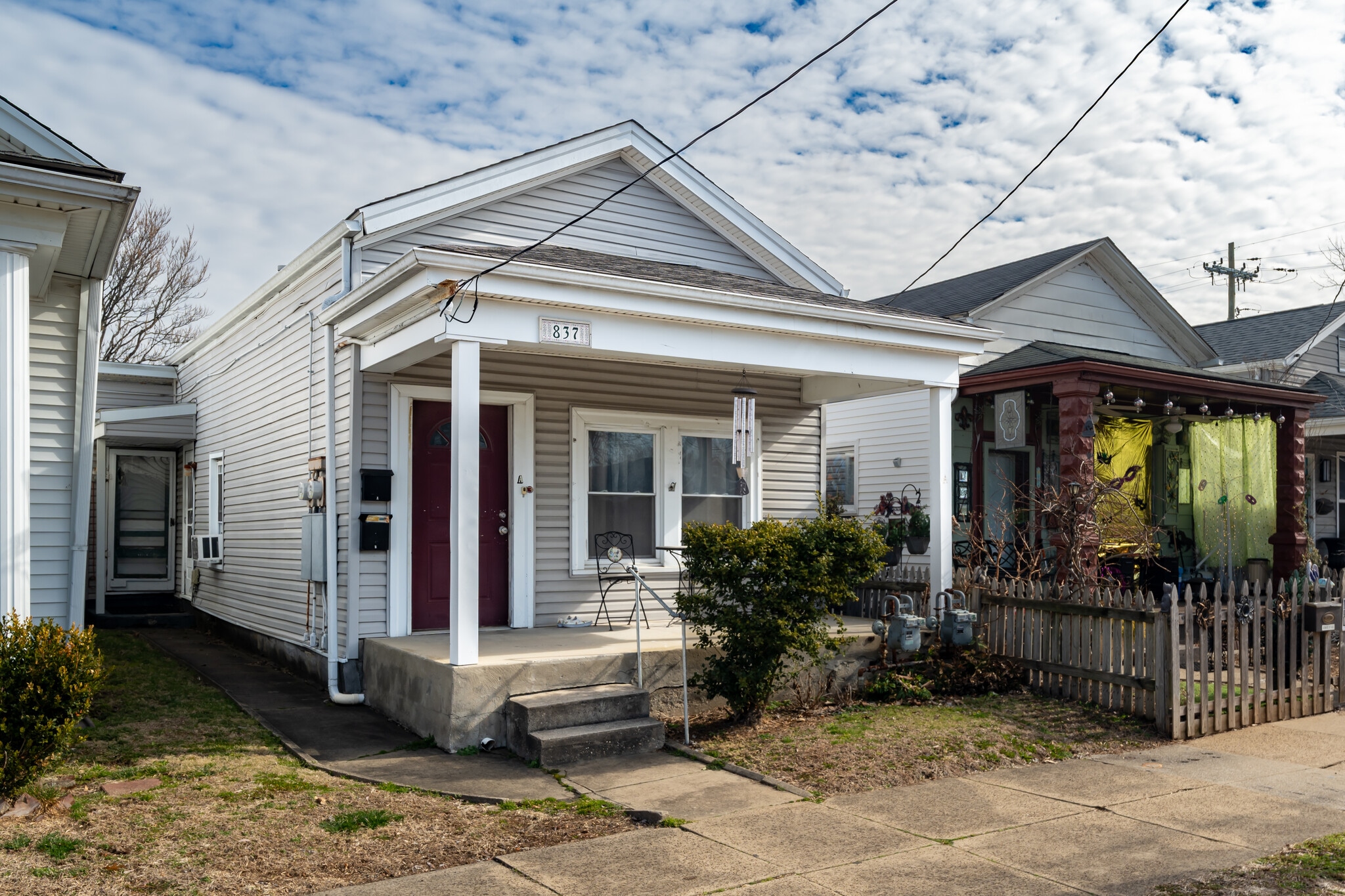 Building Photo - 837 E Burnett Ave