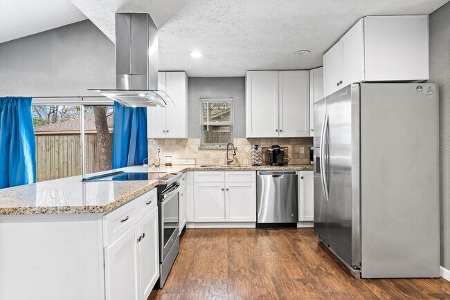 Building Photo - 23135 Birnam Wood Blvd