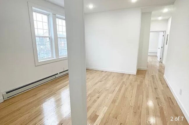 Building Photo - 452 64th St