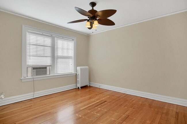 Building Photo - 7050 Amherst Ave