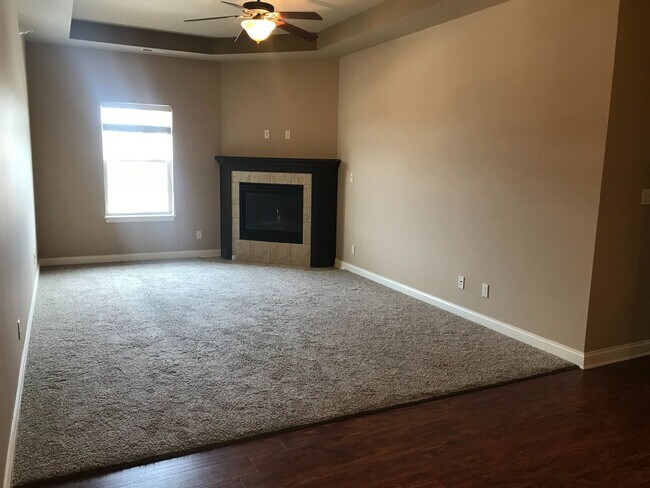 Building Photo - 2805 Northridge Pkwy