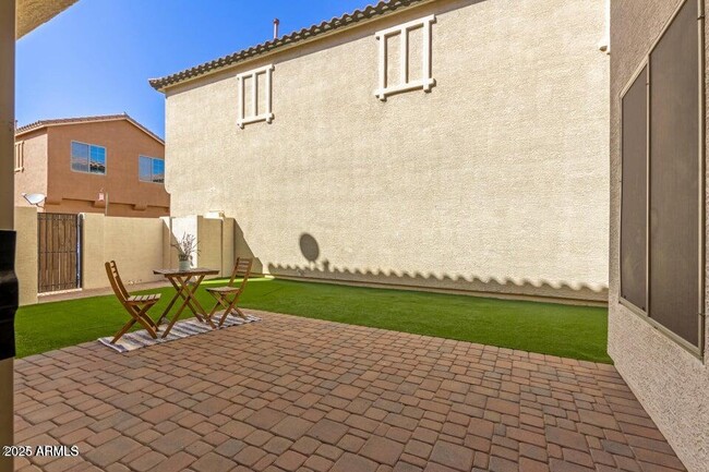 Building Photo - 3467 S Falcon Dr