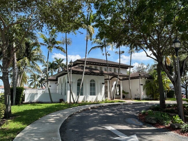 Building Photo - 11501 NW 77th St