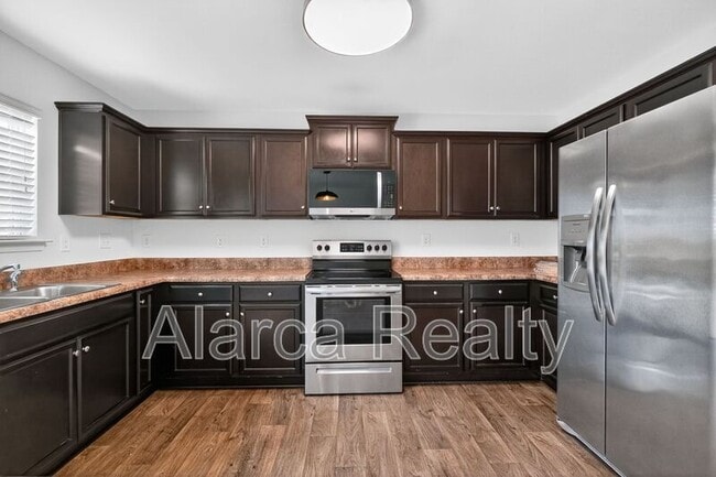 Building Photo - 4019 John Dale Ln